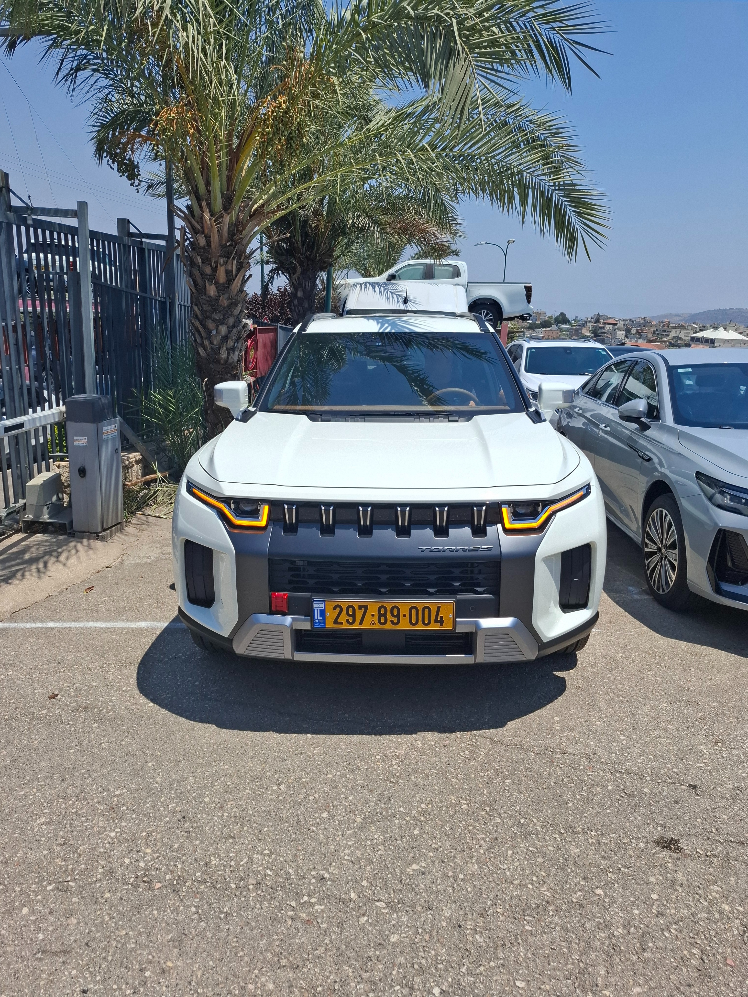 תמונות רכב קיי גי מוביליט טורס