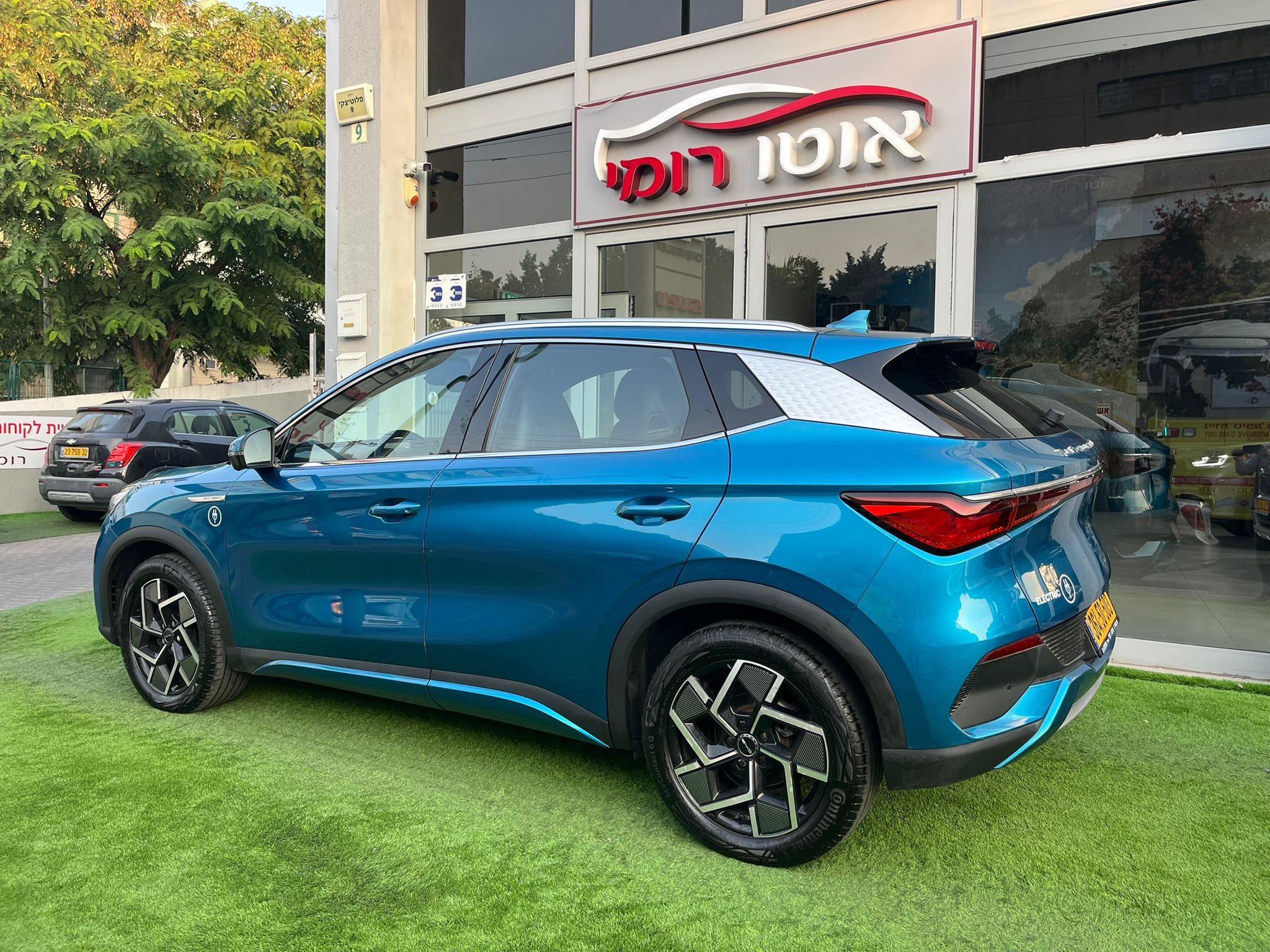 תמונות רכב בי ווי די ATTO 3