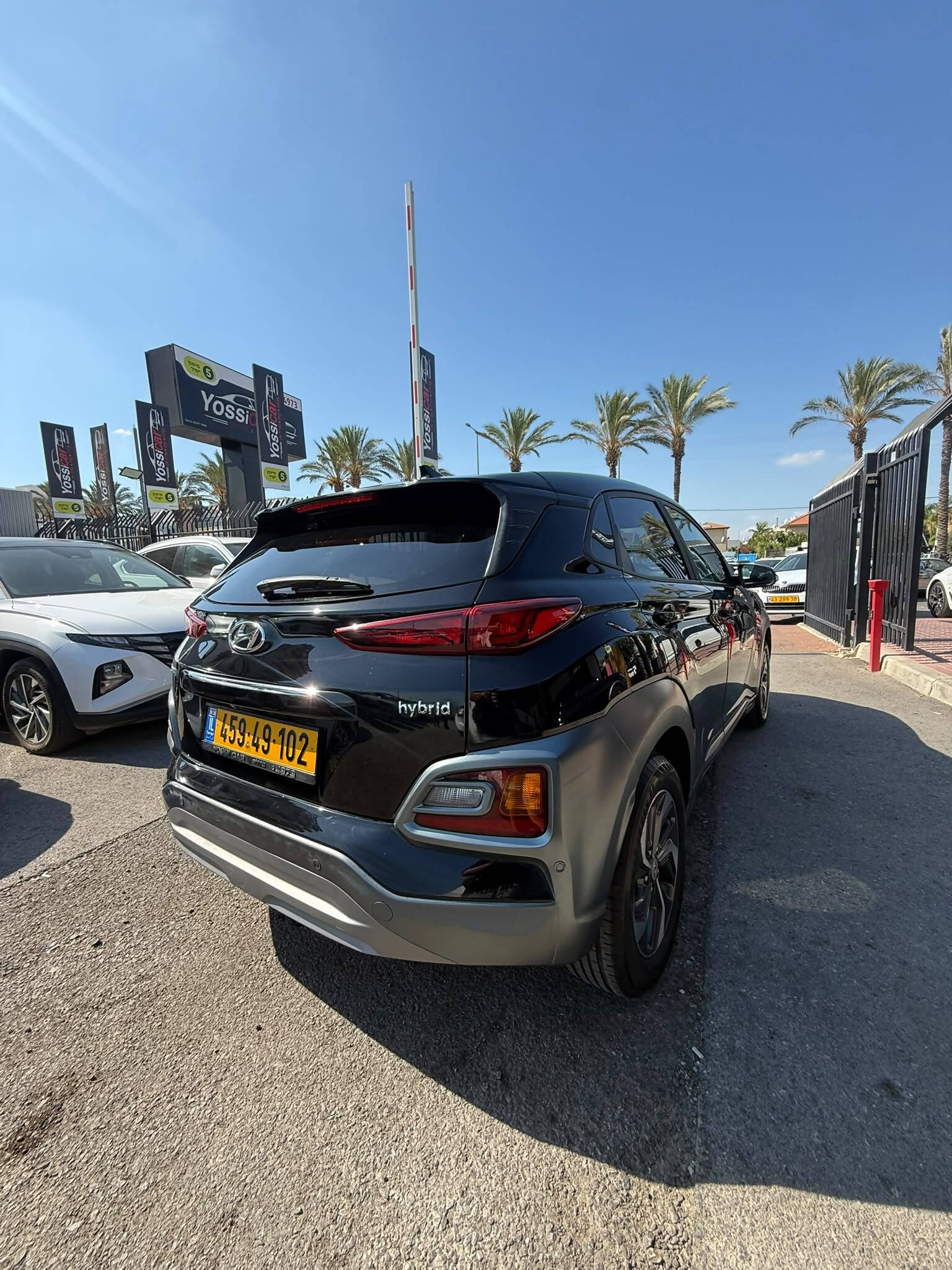 תמונות רכב יונדאי KONA HYBRID