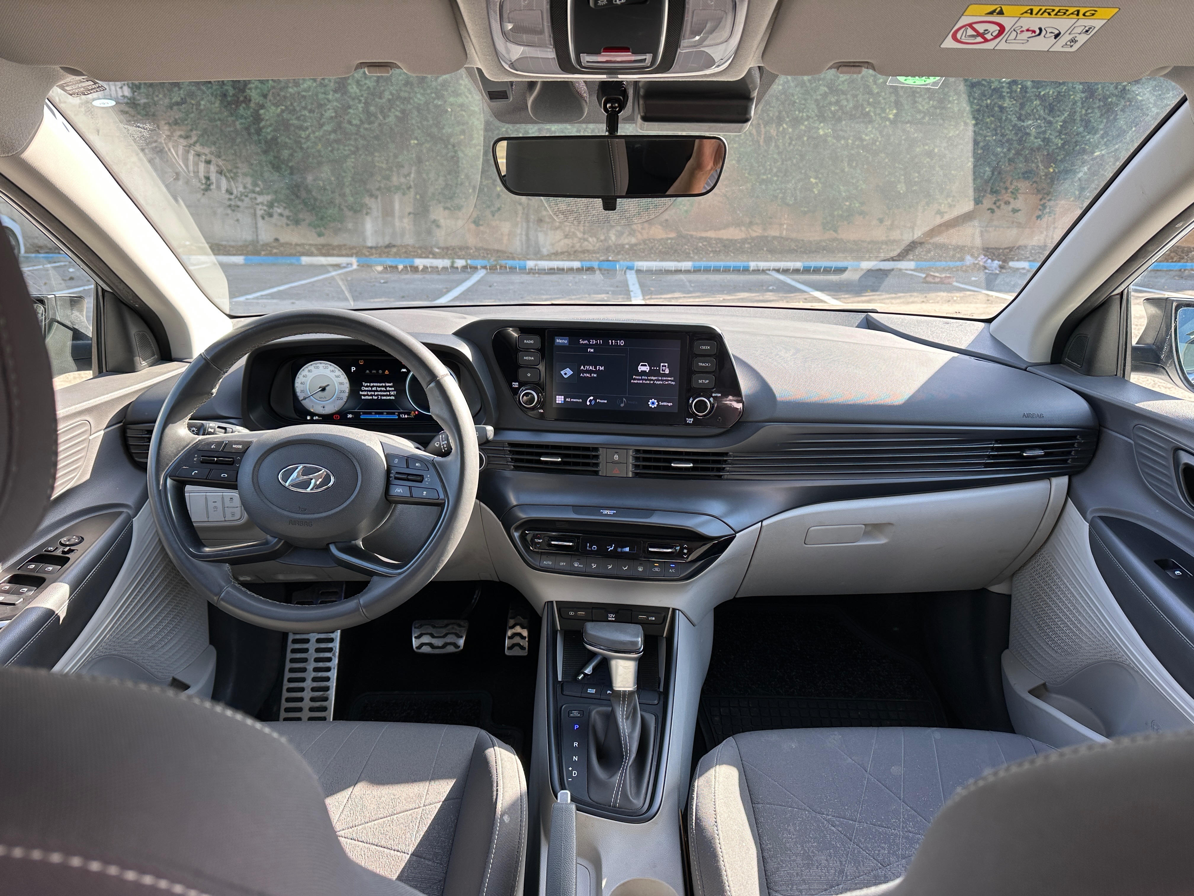 תמונות רכב יונדאי BAYON