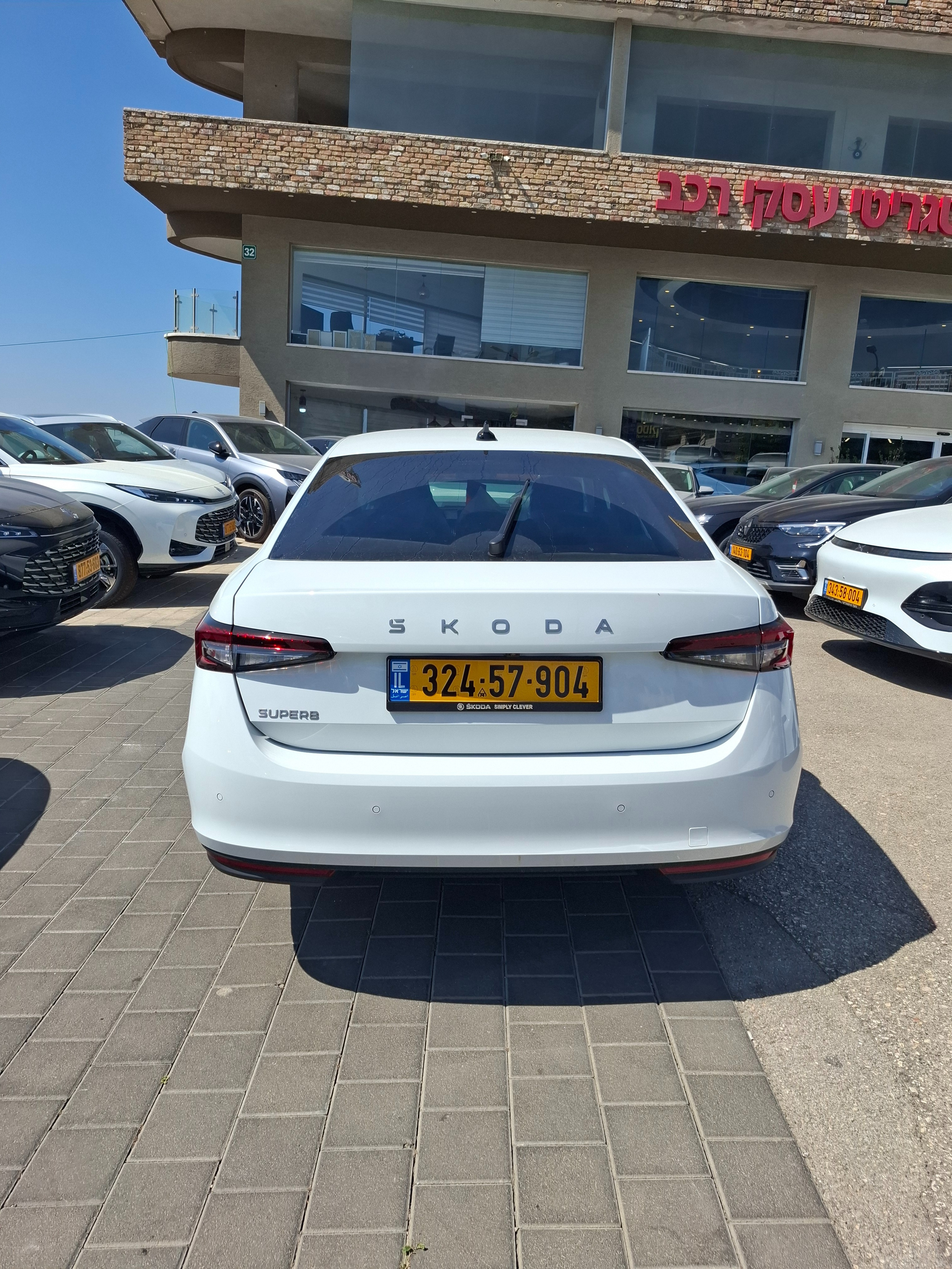 תמונות רכב סקודה סופרב