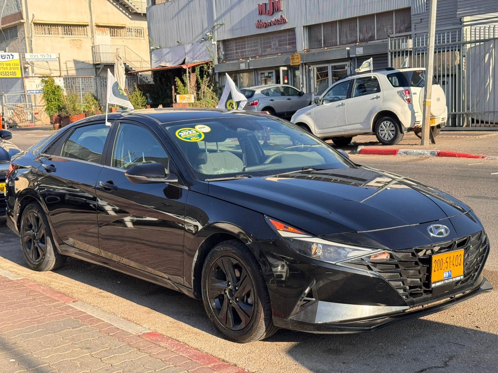 תמונות רכב יונדאי אלנטרה