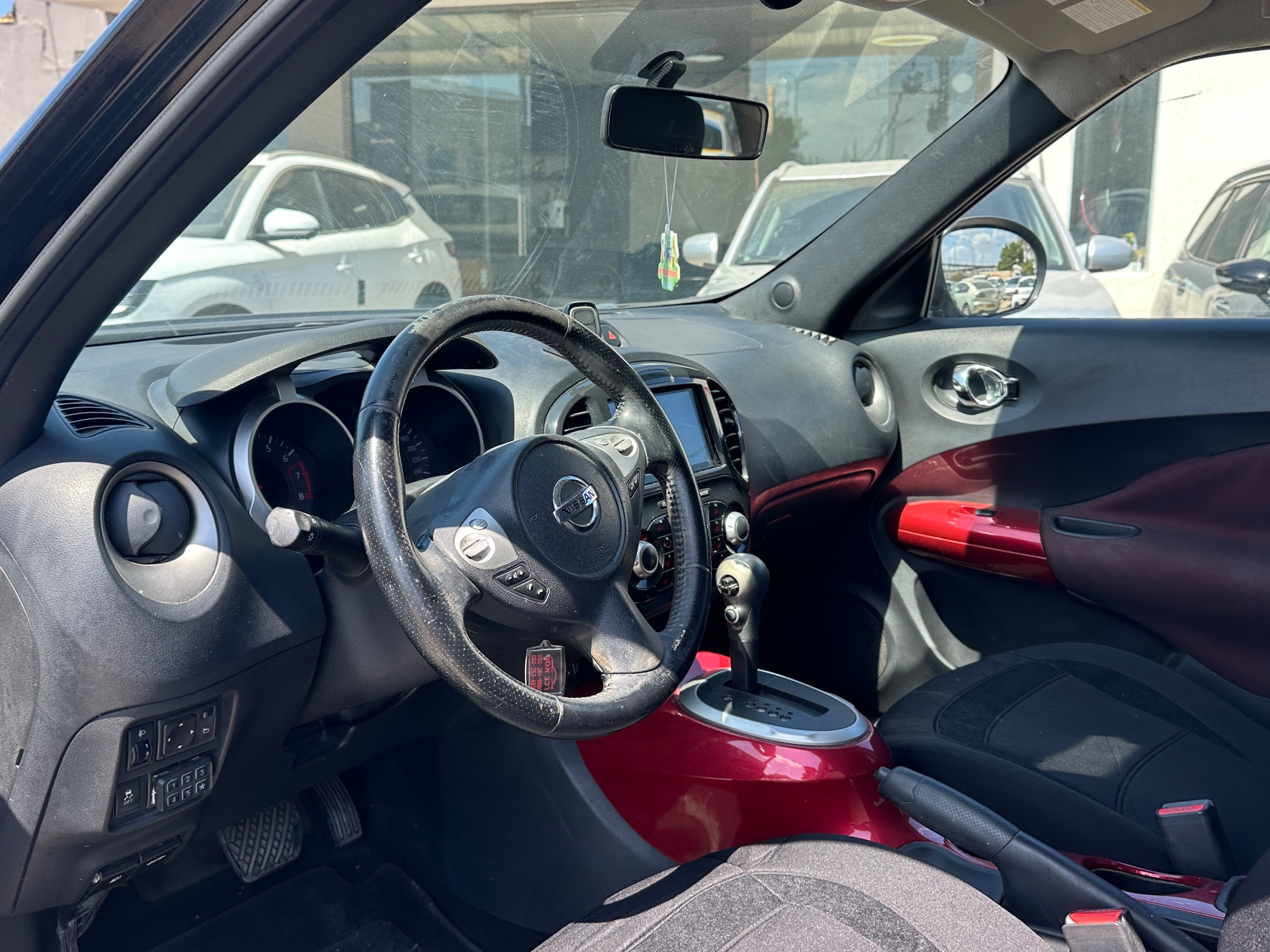 תמונות רכב ניסאן ג'וק