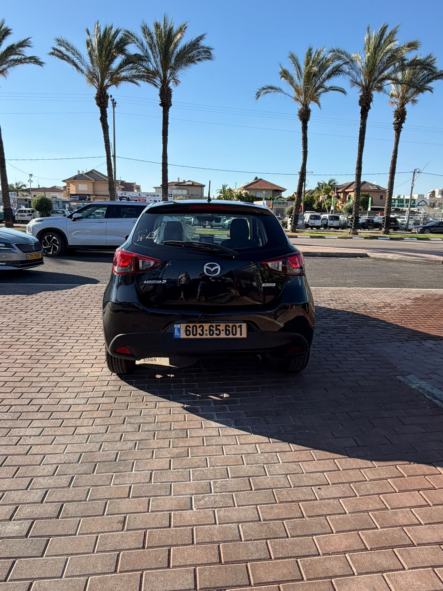 תמונות רכב מזדה MAZDA 2