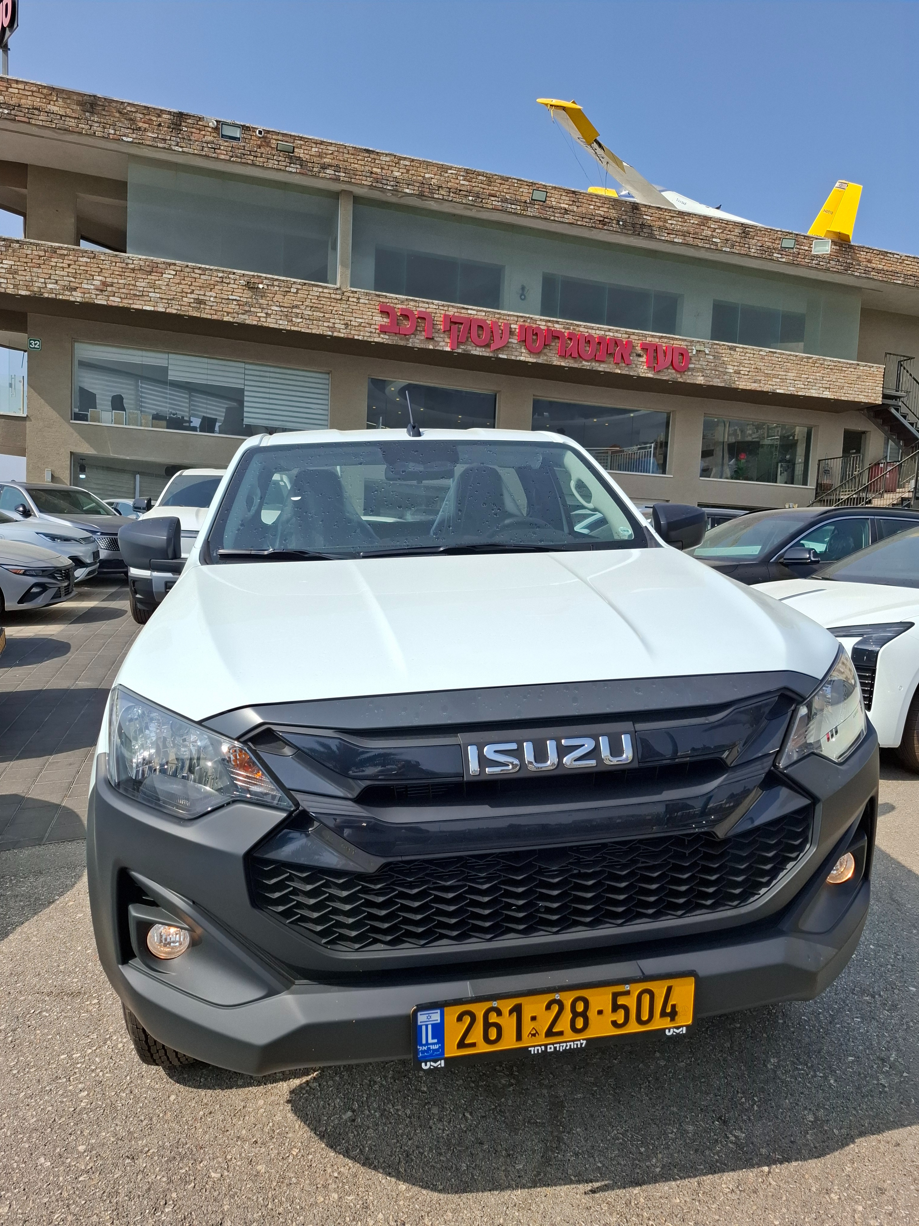 תמונות רכב איסוזו D-Max