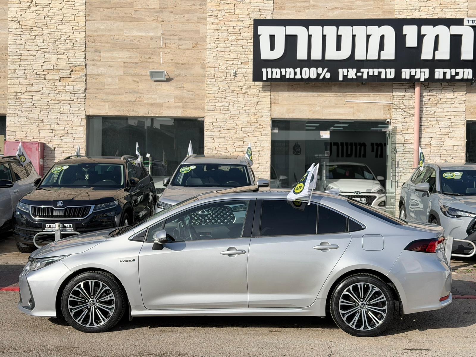 תמונות רכב טויוטה קורולה