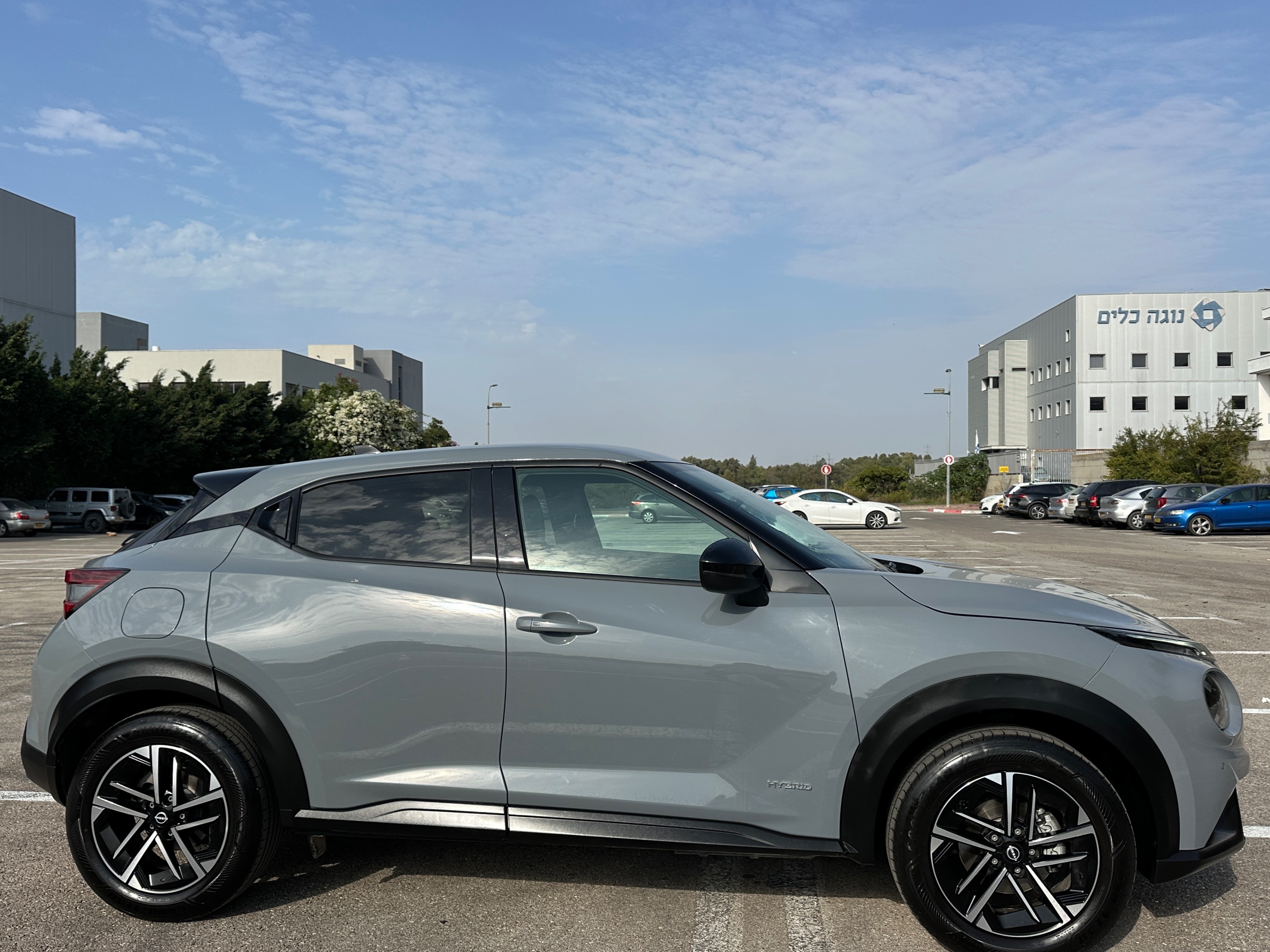 תמונות רכב ניסאן ג'וק