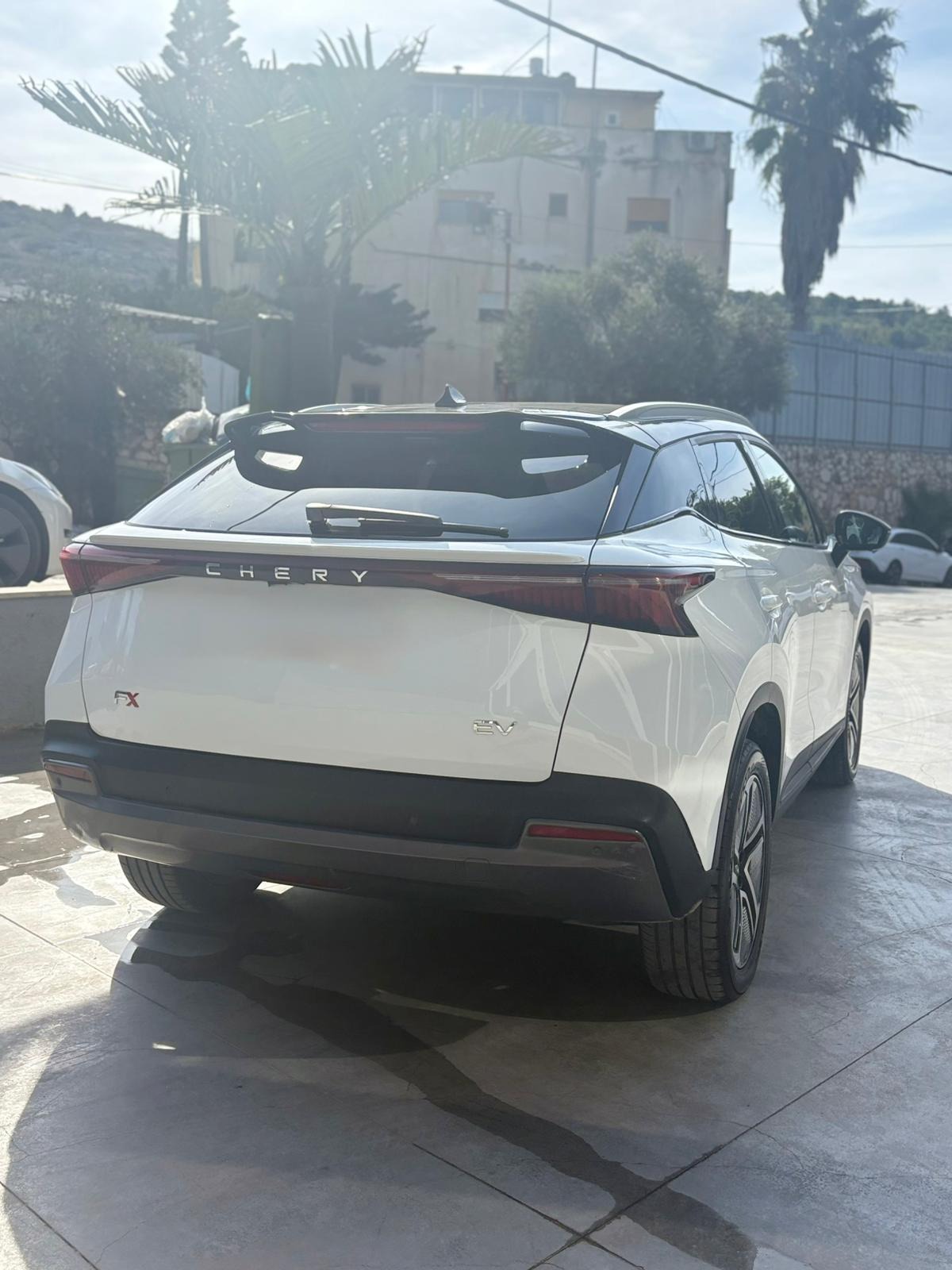 תמונות רכב צ'רי FX EV