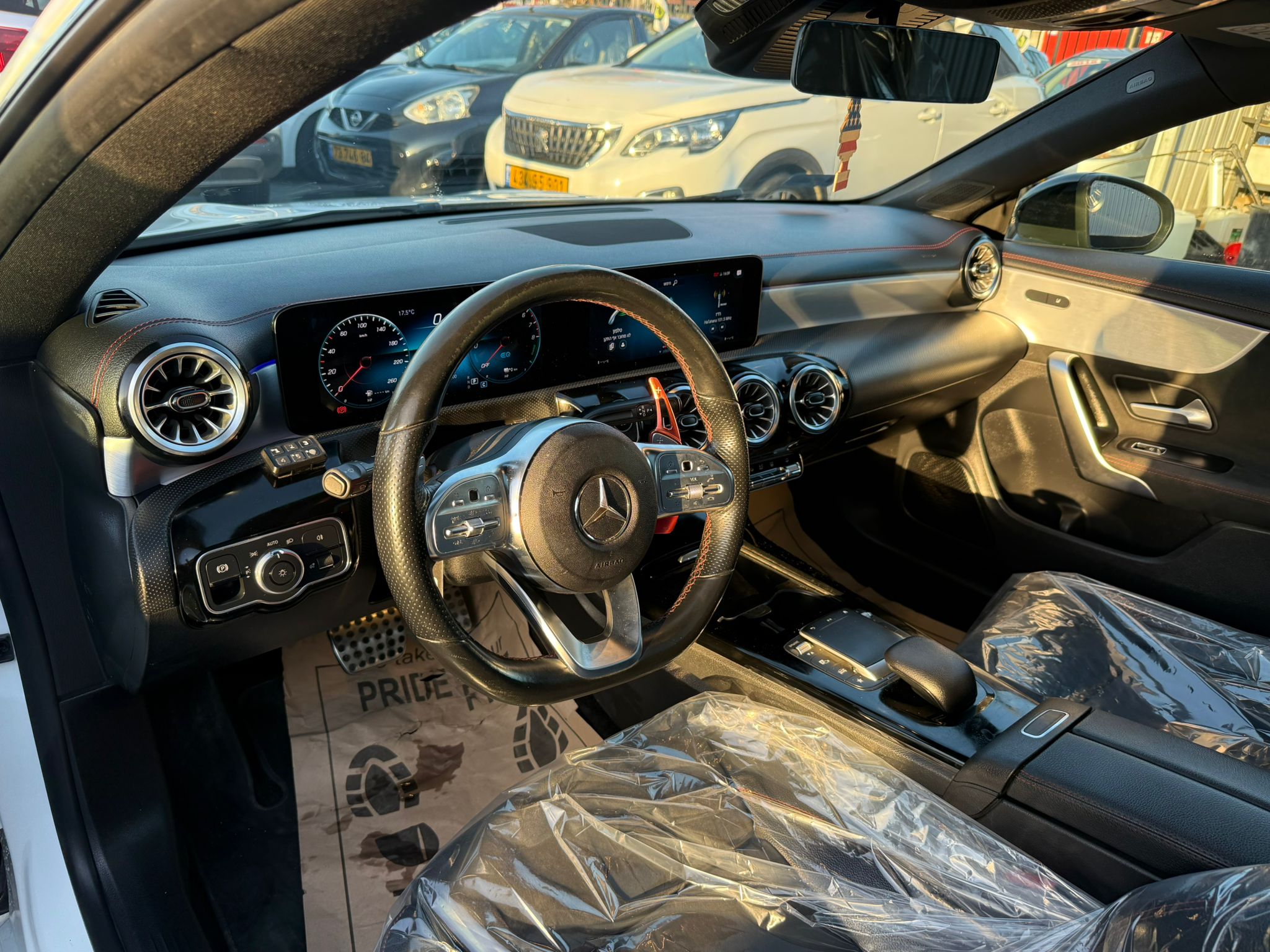 תמונות רכב מרצדס CLA250 E