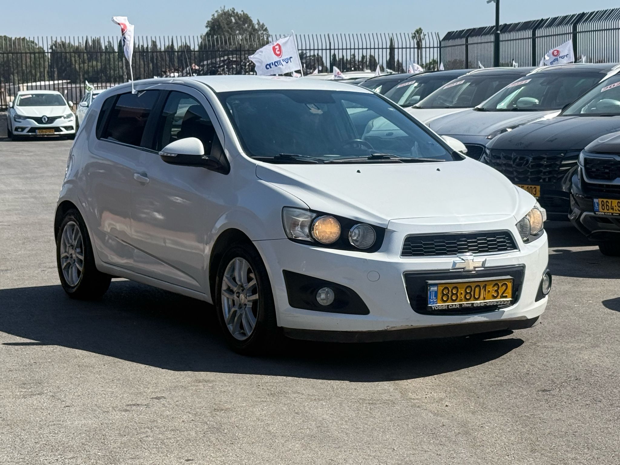 תמונות רכב שברולט SONIC