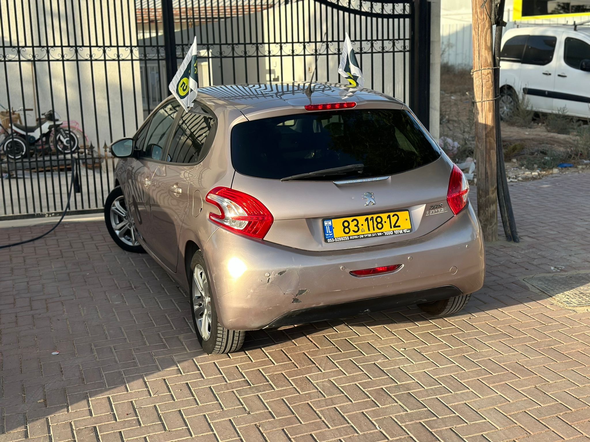 תמונות רכב פיג'ו 208