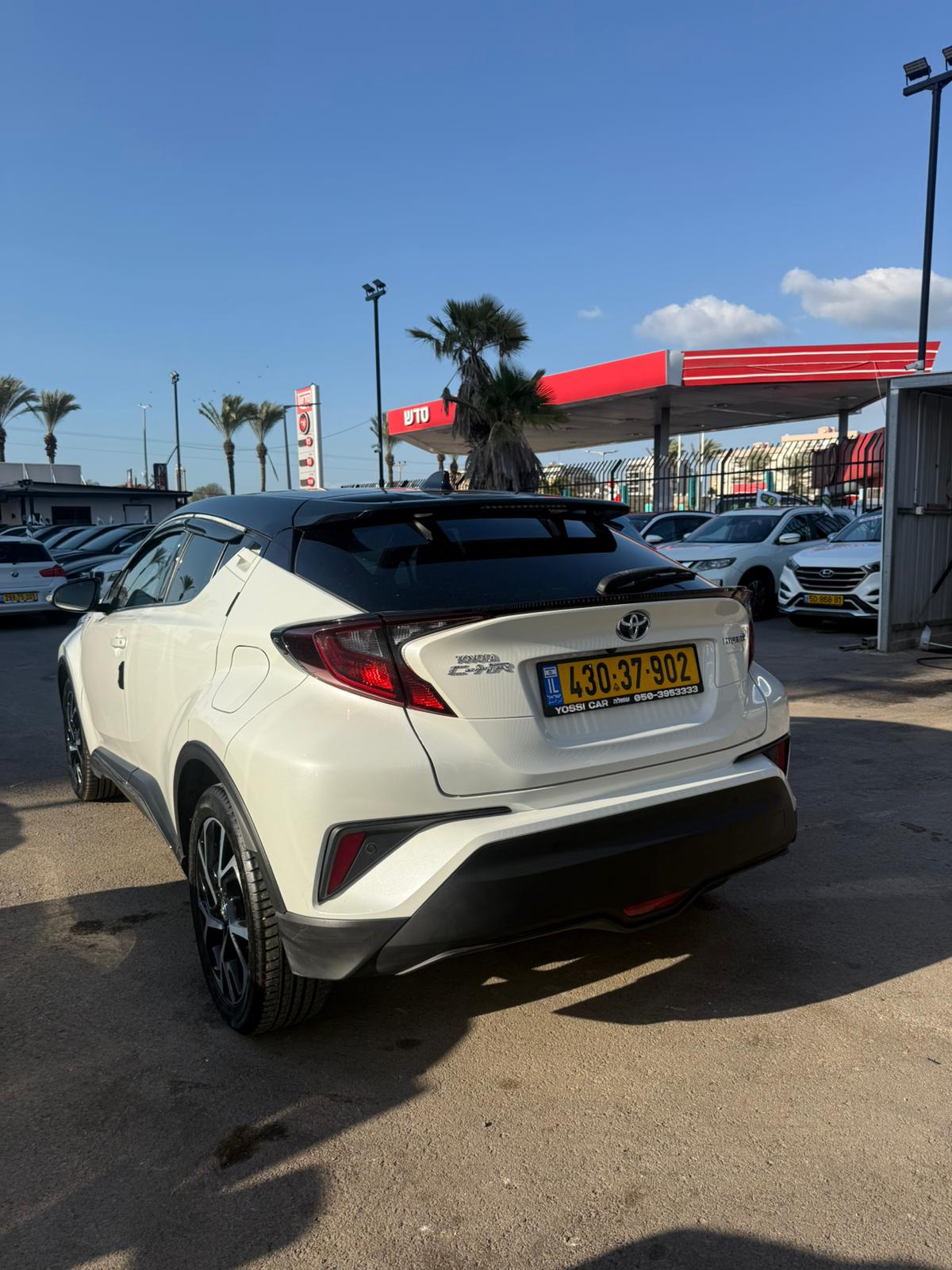 תמונות רכב טויוטה C-HR HYBRID