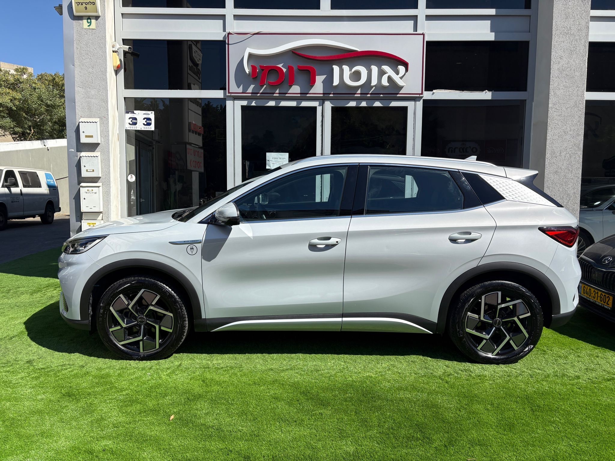 תמונות רכב בי ווי די ATTO 3