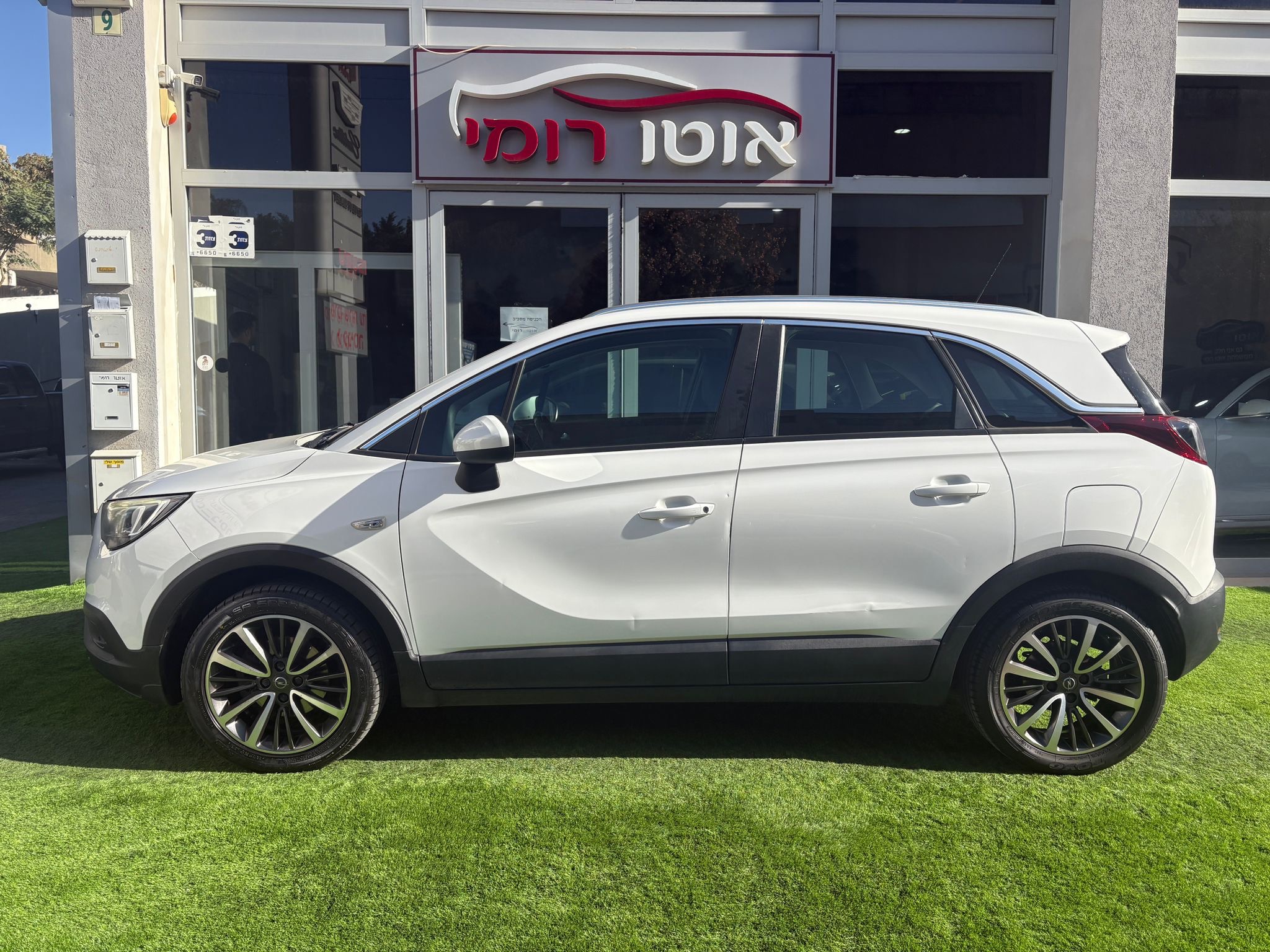 תמונות רכב אופל קרוסלנד-X