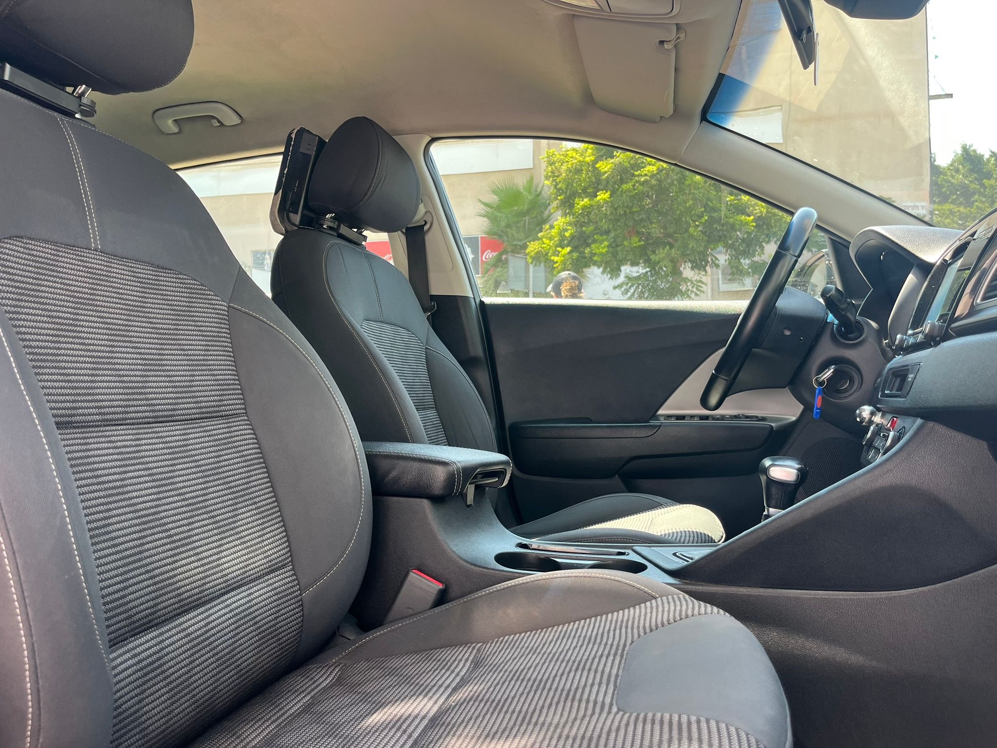 תמונות רכב קיה נירו