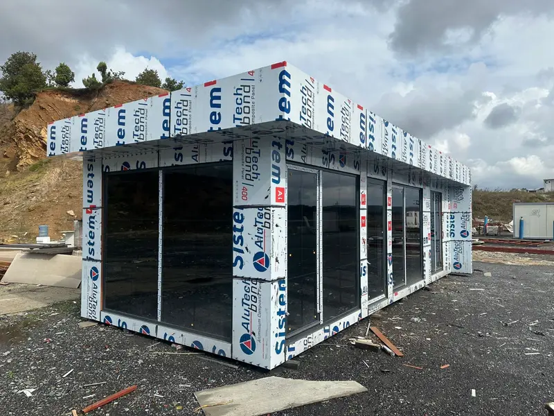 Küçük resim: Ahşap desenli pergole kaplama ofis konteyner