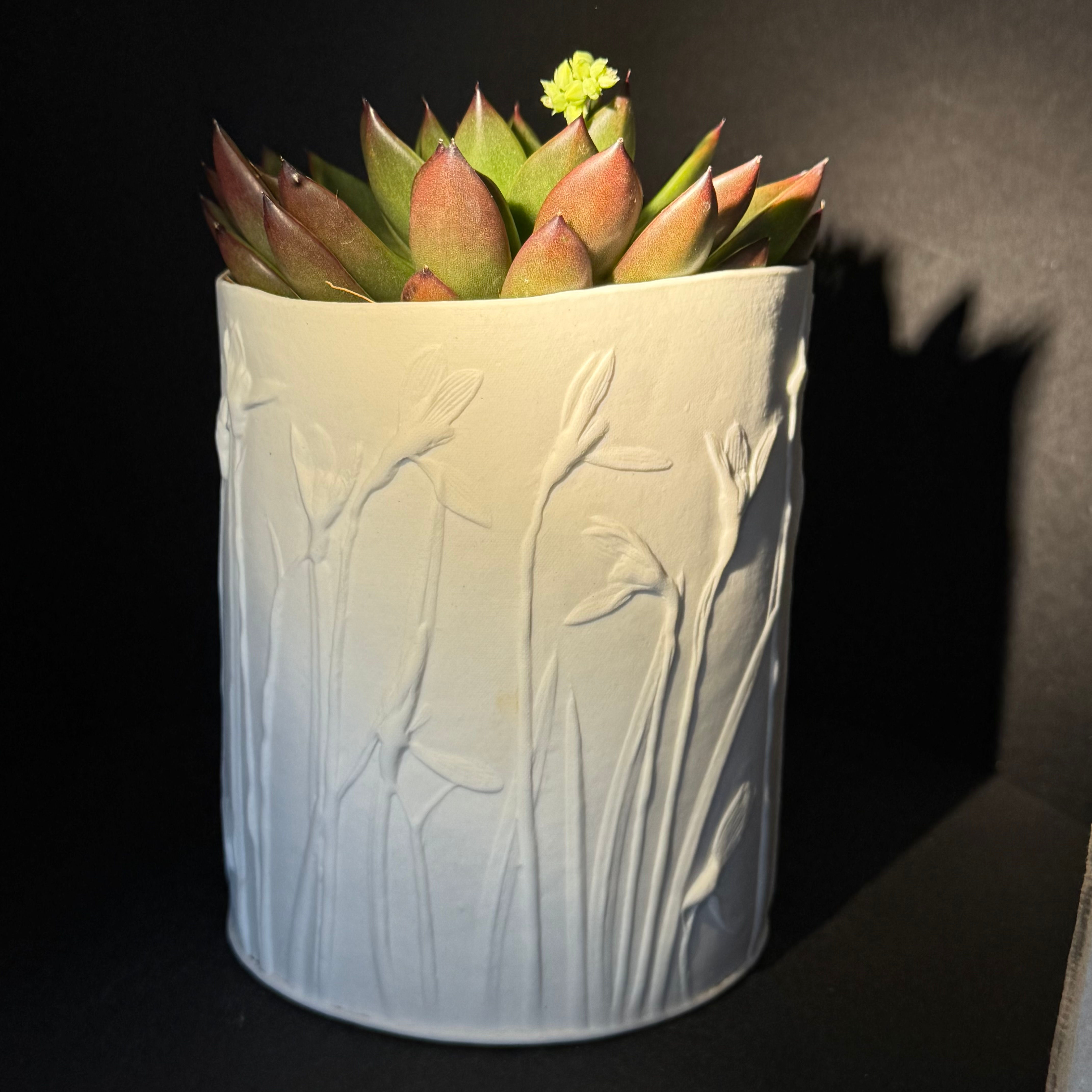 93. Snowdrop Planter