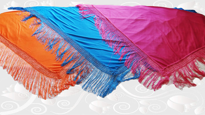 Mantones sin bordado 3,50€