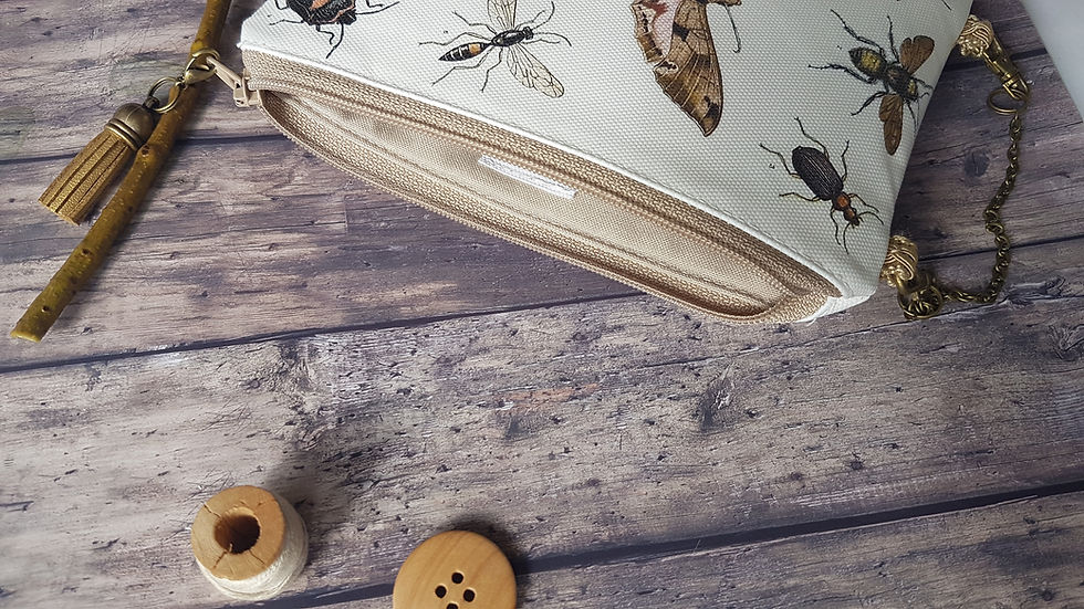 Thumbnail: Entomology Bag