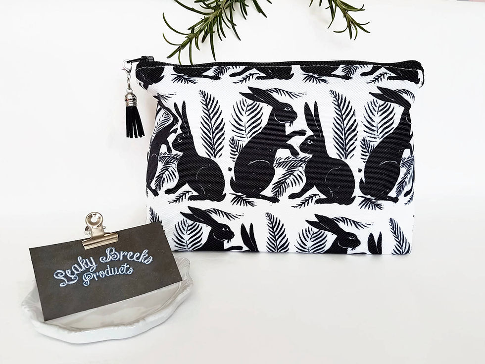 縮圖：Hare print makeup bag,mothers day gift,bunnies gift,rabbits gift,monochrome