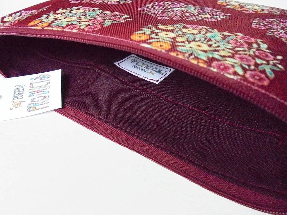 Küçük resim: Wash bag, Raspberry florals, travel bag, cosmetic bag, zip bag, make up bag