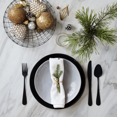 8th Day of Christmas - how to get helpers to clean up after Christmas lunch