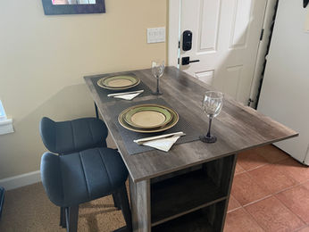Dining table.jpeg