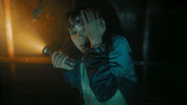 E X T R A - C O N T E N T