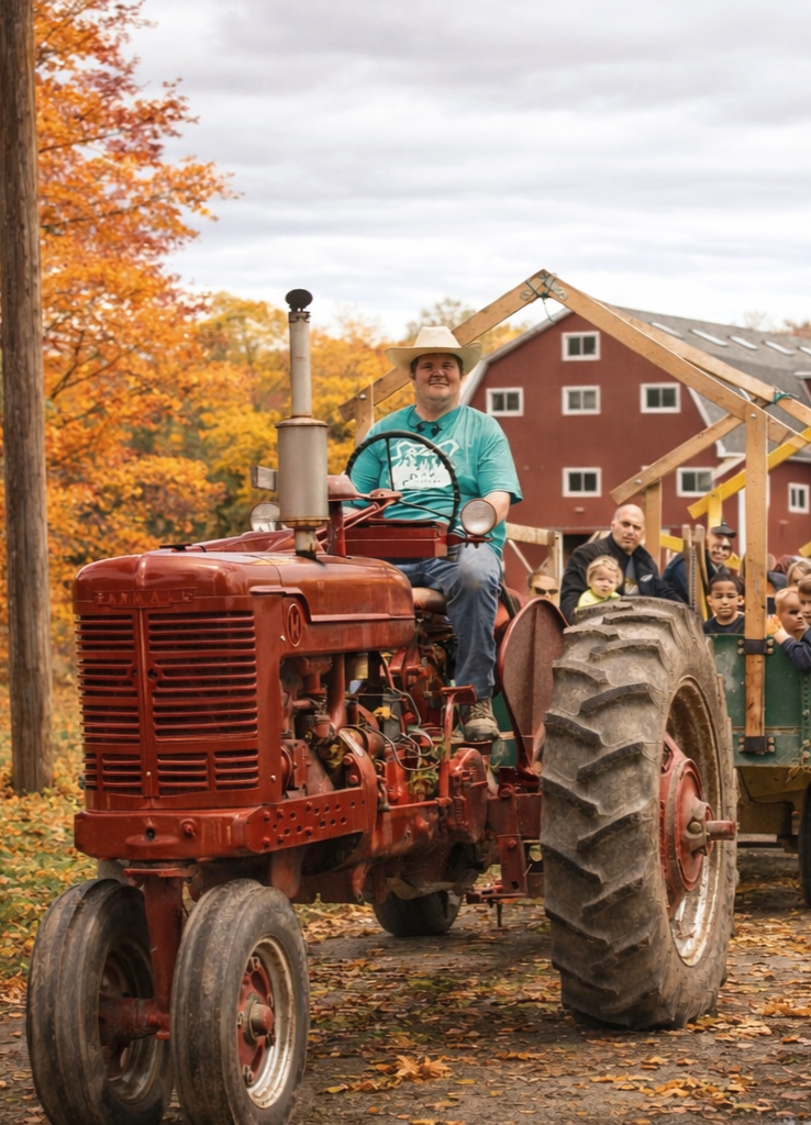 Fall weekend hay ride groups in Canton, Michigan