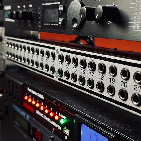 Patchbay | Front