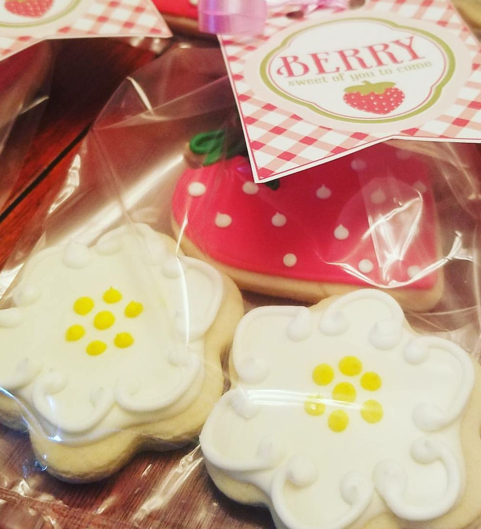 Royally Iced Party Favors