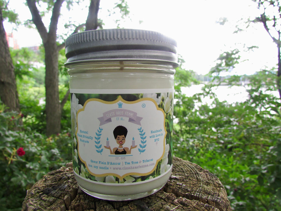 Thumbnail: Coeur Plein D'Amour | Tea Tree and Tobacco | 8oz. Soy Candle