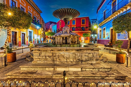 Ruta de callejones y miradores en Guanajuato panorámica del centro histórico al atardecer