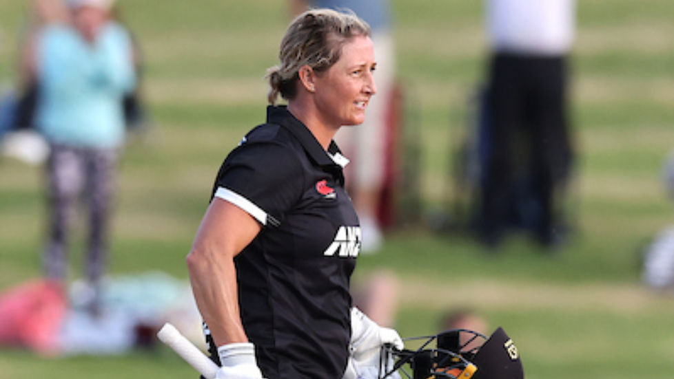 3 retire, 2 new, White Ferns T20 World Cup named