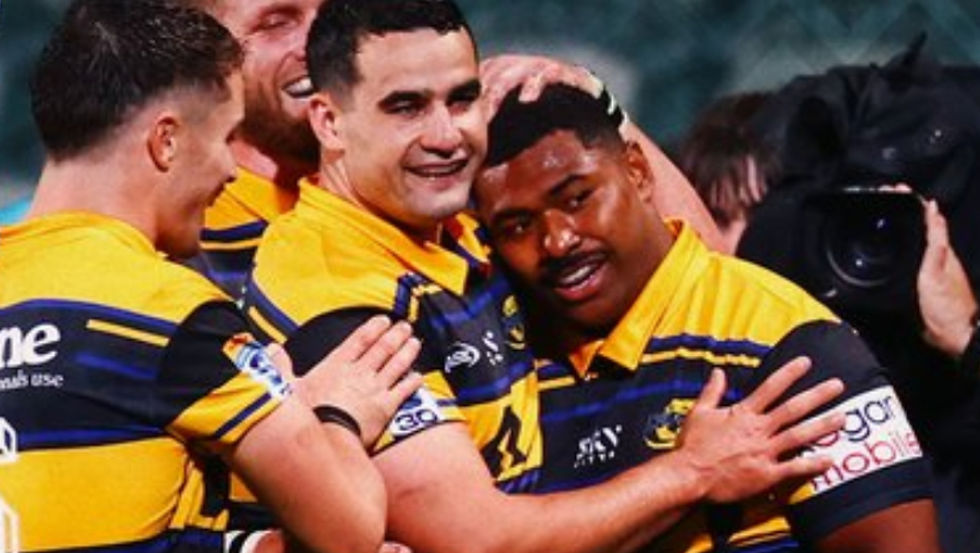 Hurricanes on top, Highlanders beat Waratahs