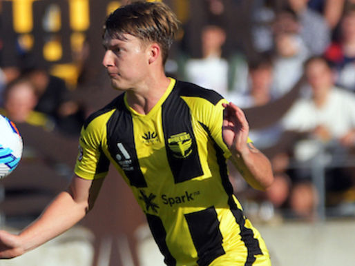 Experienced McGarry signs to Wellington Phoenix