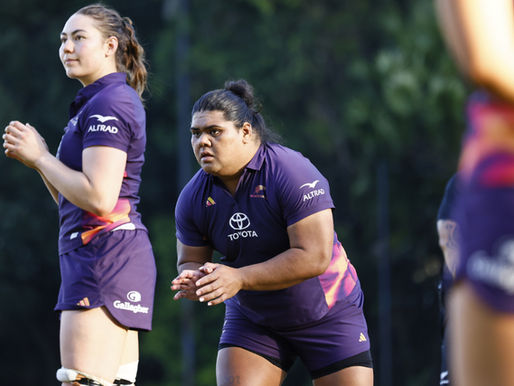 Black Ferns one new cap for Wallaroos clash