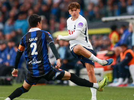 Spurs overcome weather, Auckland FC