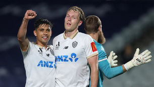 Auckland FC back on top, Nix women beaten