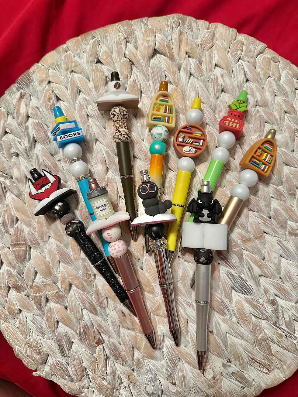 Book fun/Interchangeable, beautiful pens