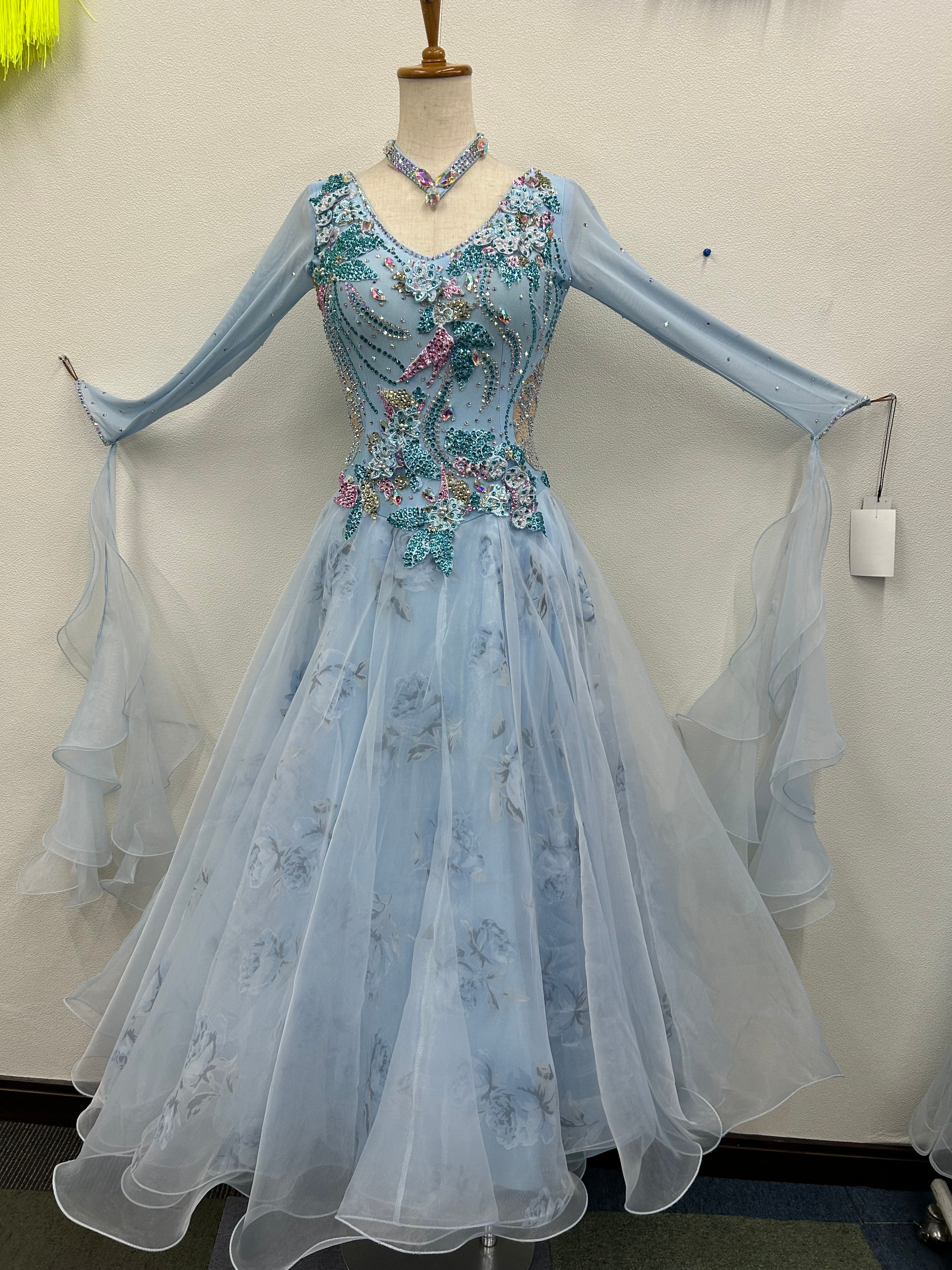 モダンドレス 239 水色フラワー