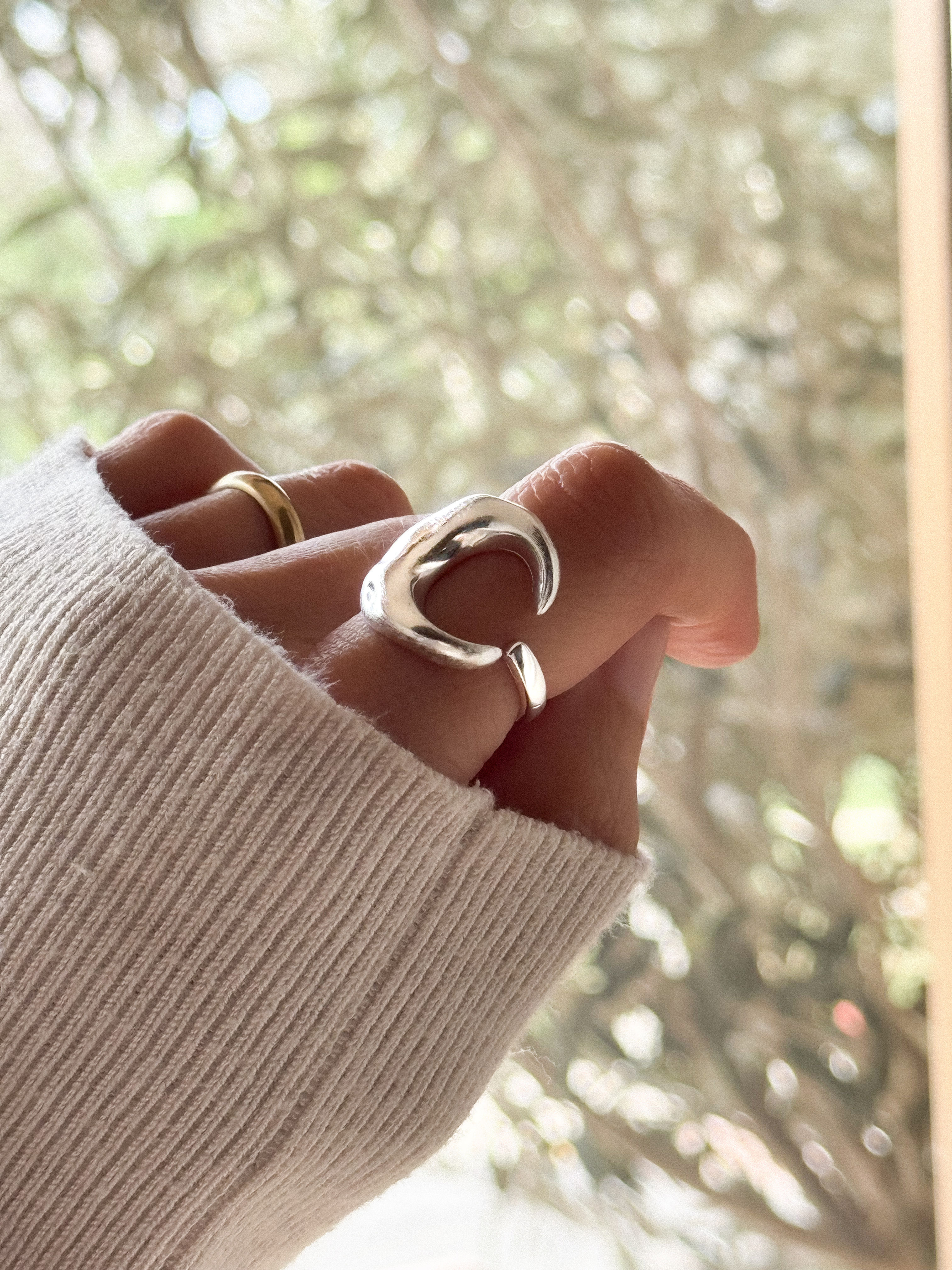 Artisanal Moon 925 Silver Ring