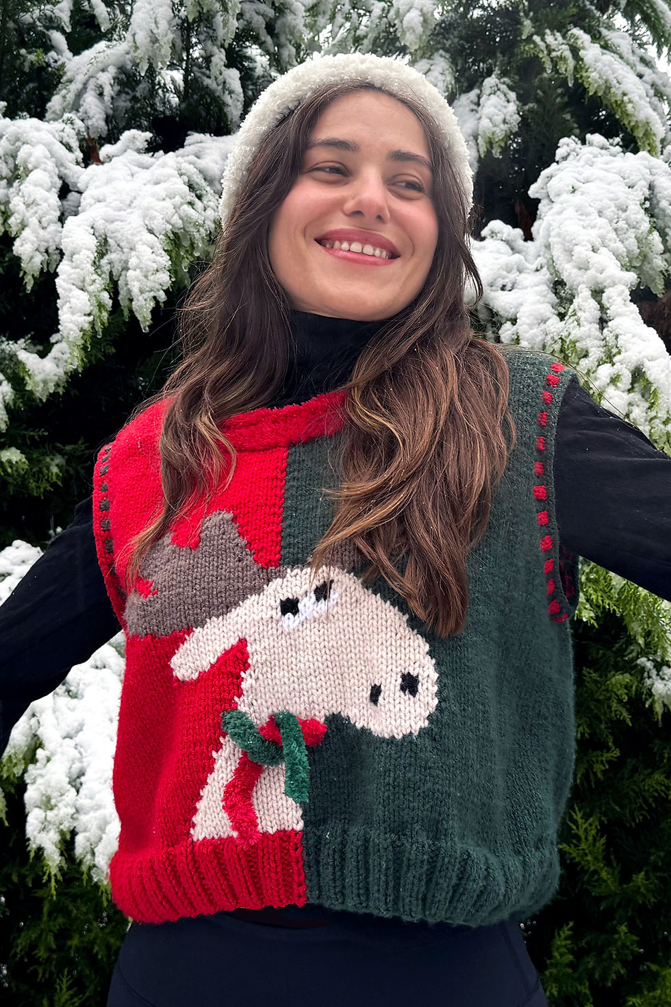 Thumbnail: El Örgüsü Oversize Süveter & Şapka Takımı