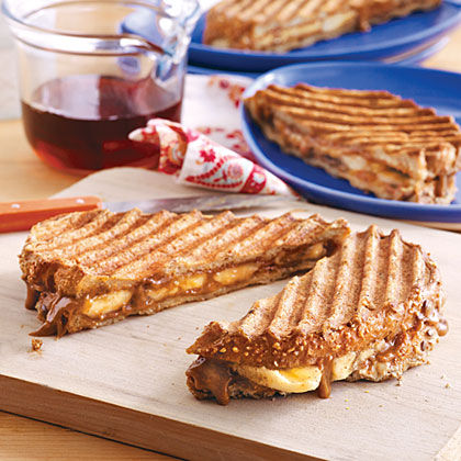 French Toast with Bananas and Almonds