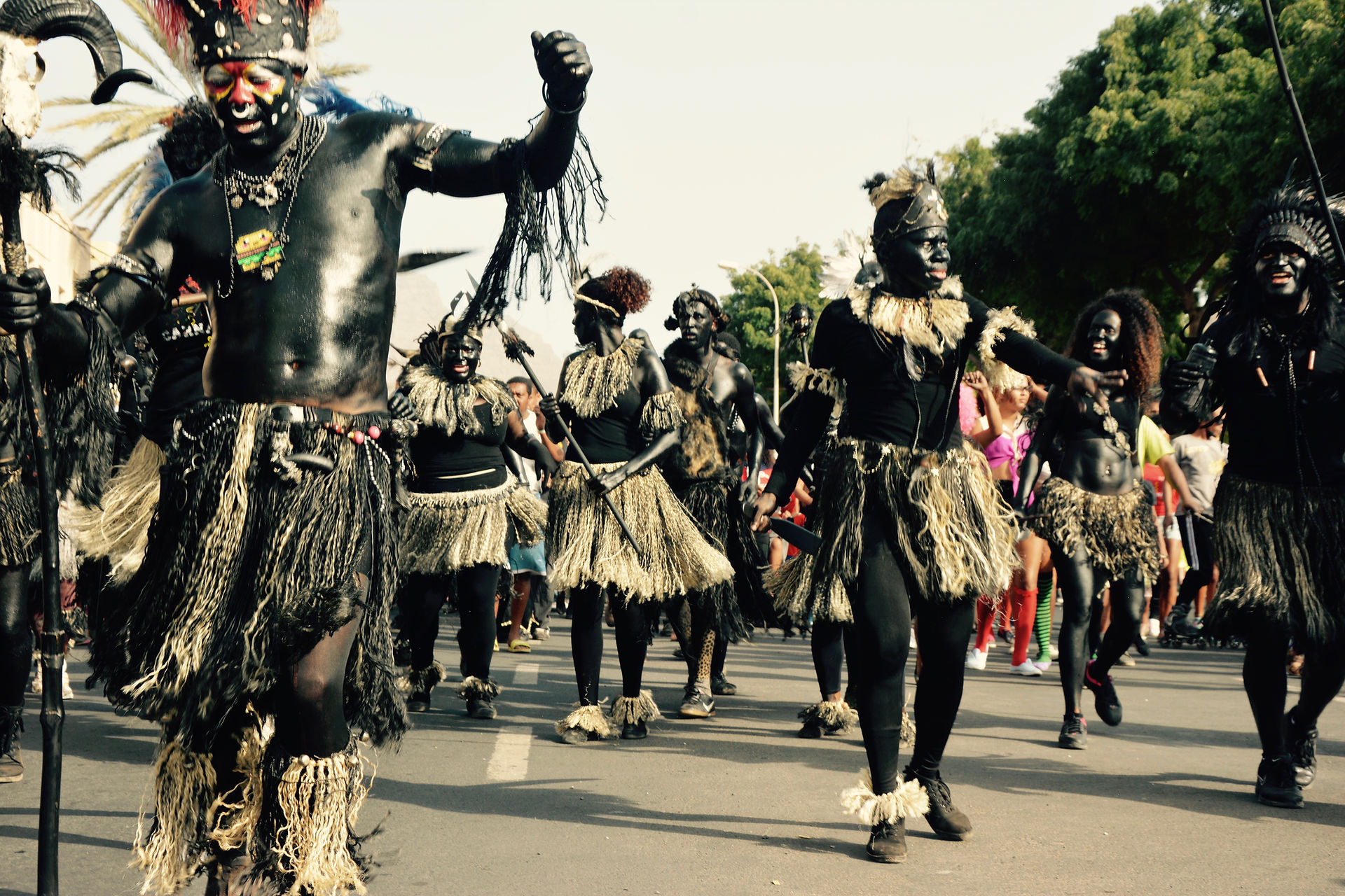 Mandinga's take to the streets