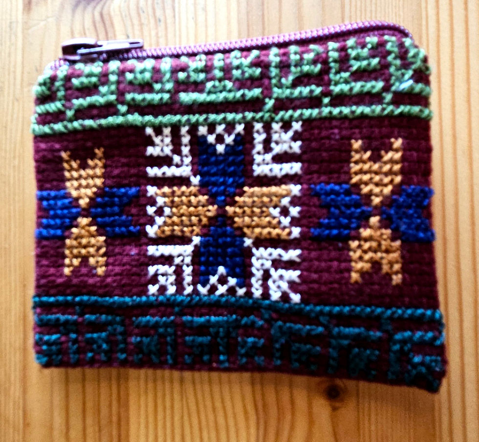 Palestinian tatreez coin purse