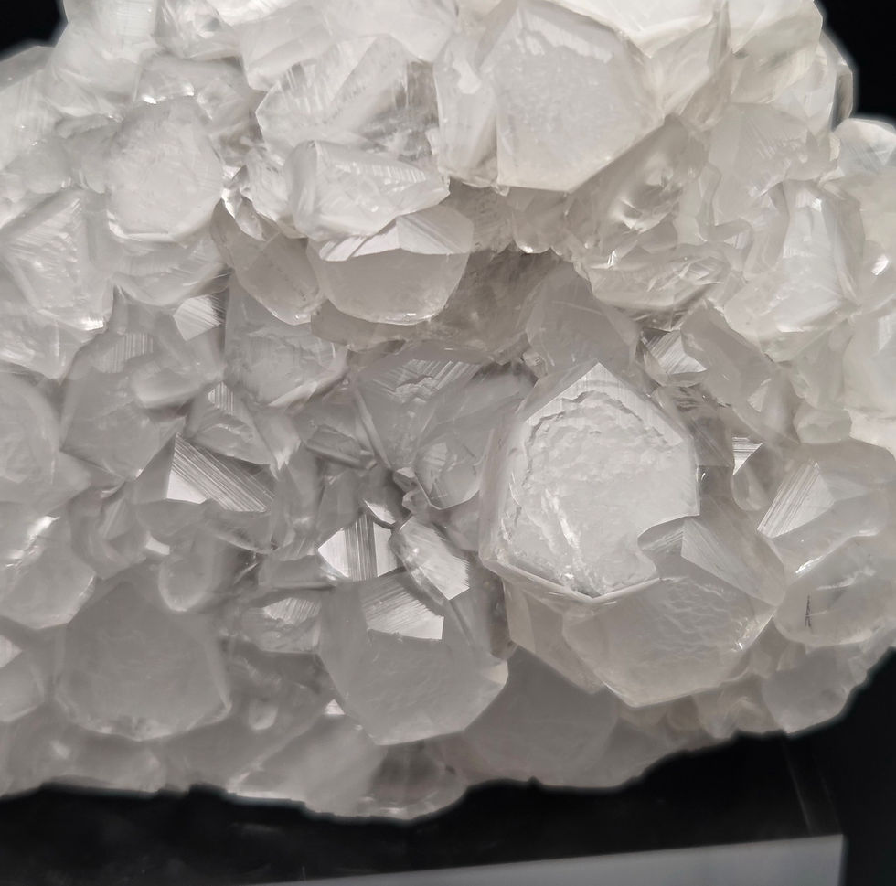 Thumbnail: Calcite - Manganese-bearing - China