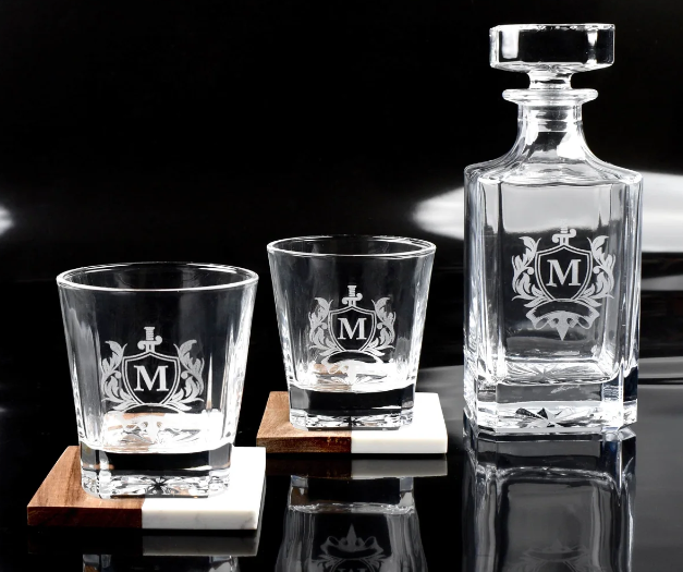 decanter and glasses.png