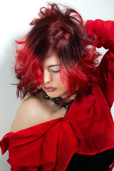 CrazyHairFactory trendige looks, coole styles, Hochsteckfrisuren, Dreadlocks, Damen Herren und Kinderfriseur in Turbenthal