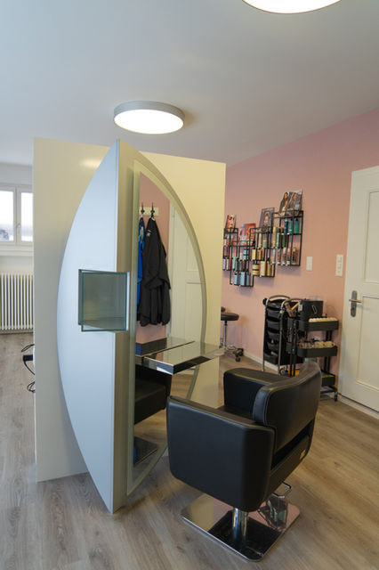 FriseurSalon CrazyHairFacory Damenfriseur